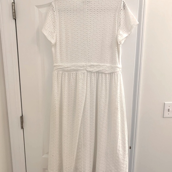 Summery Beautiful White Eyelet Dress - Picture 2 of 5